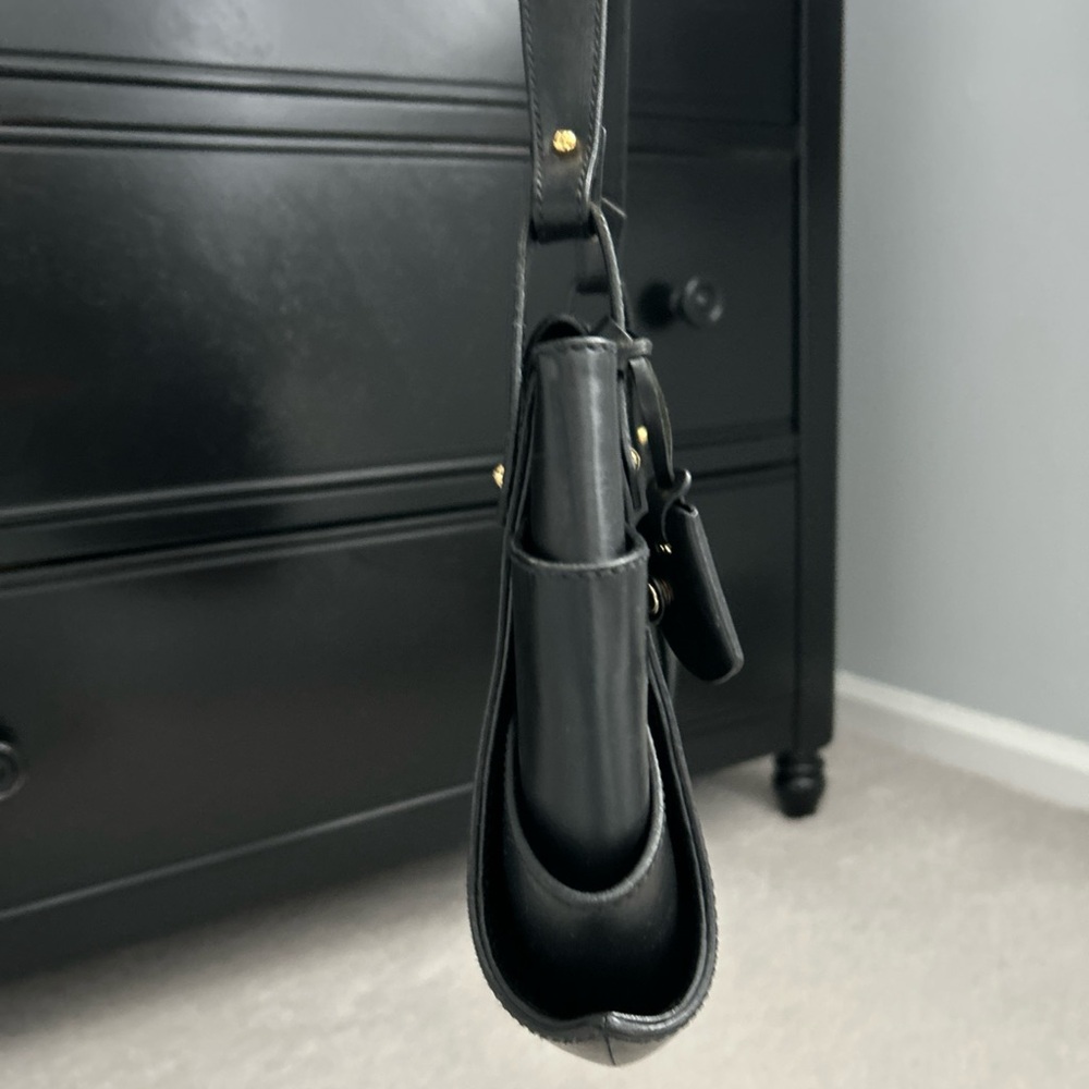 ❗️SOLD❗️ FENDI Y2K Grande Tuc Nero Black Leather Gold Lock Bag - Picture 3 of 12